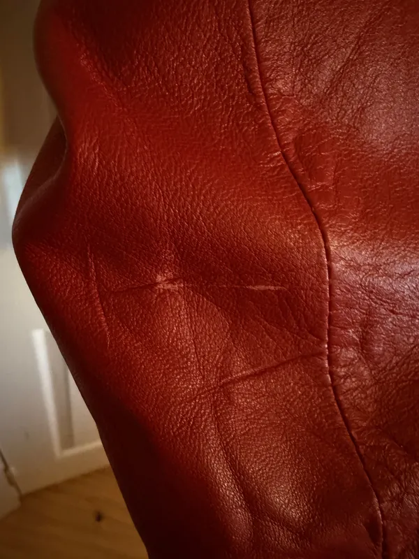 Yvonne Marie Womens Size 12 Lamb Leather Short Jacket Coat Poly Lining Zip Red - Image 4