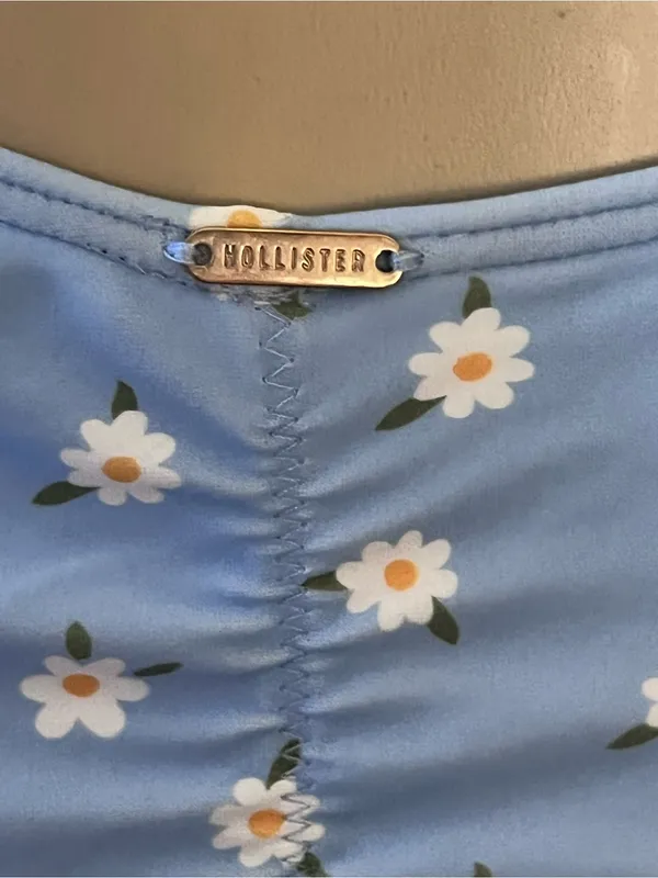 Hollister Blue Daisy Floral Print Bikini Bottom Size Medium Smocked Sides - Image 12