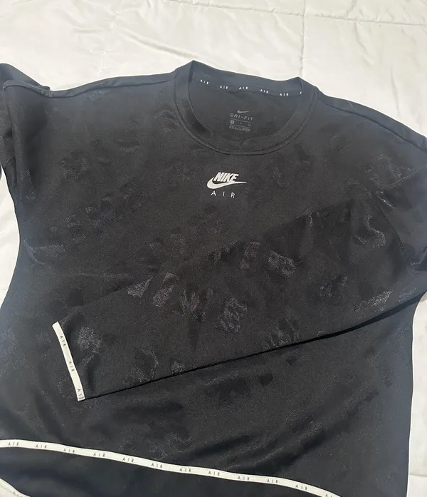 Nike Dry Fit Sweatshirt - Image 2