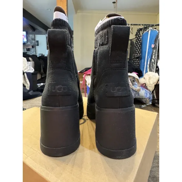 UGG® Women's Moxy Block Heel Chelsea Booties Size 8 Black - Image 6