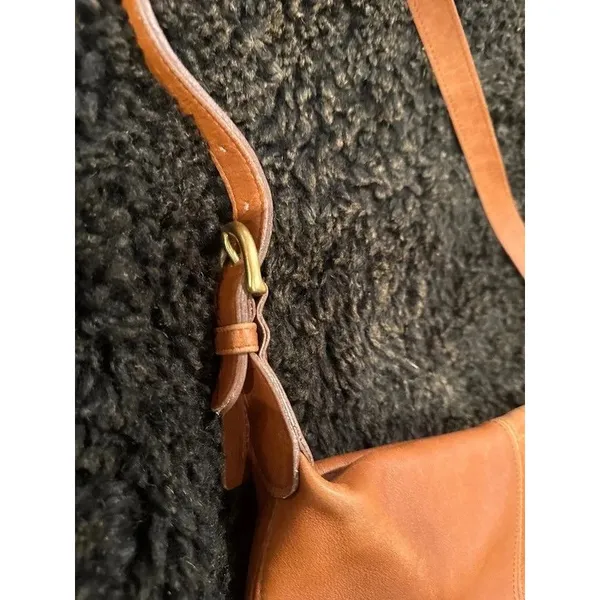 Coach vintage bucket bag, cognac color - Image 4