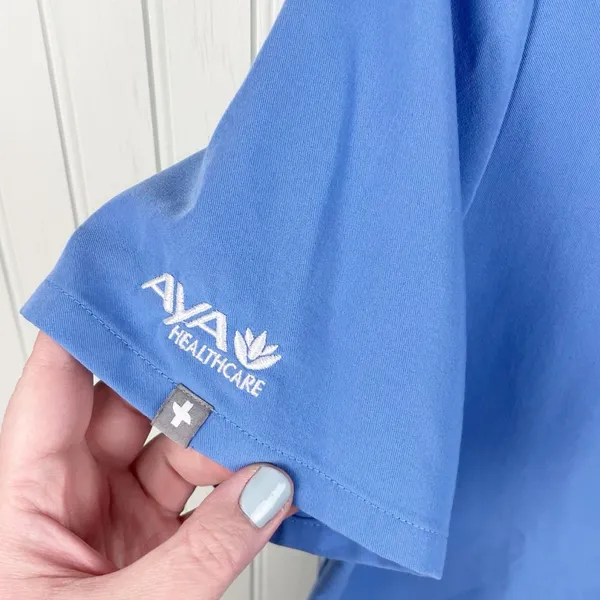 Figs Casma Three-Pocket Scrub Top Ceil Blue Aya Healthcare Embroidered Medium - Image 3