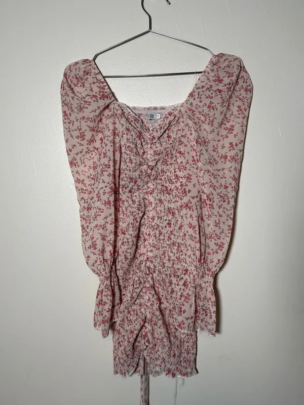 Beginning Boutique Pink Floral Ruched Mini Dress with Puff Sleeves - Image 3