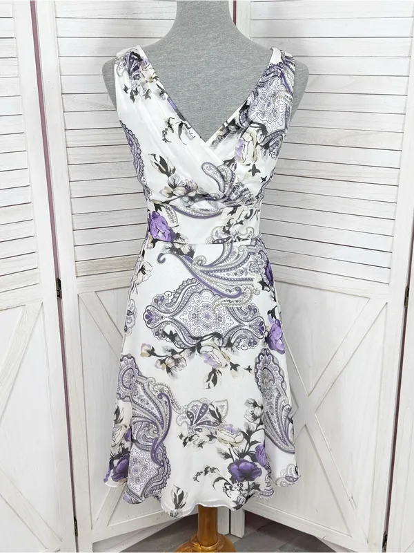 WHBM Floral Paisley Chiffon Fit Flare Sleeveless Dress White Purple Size 6 Fairy - Image 4