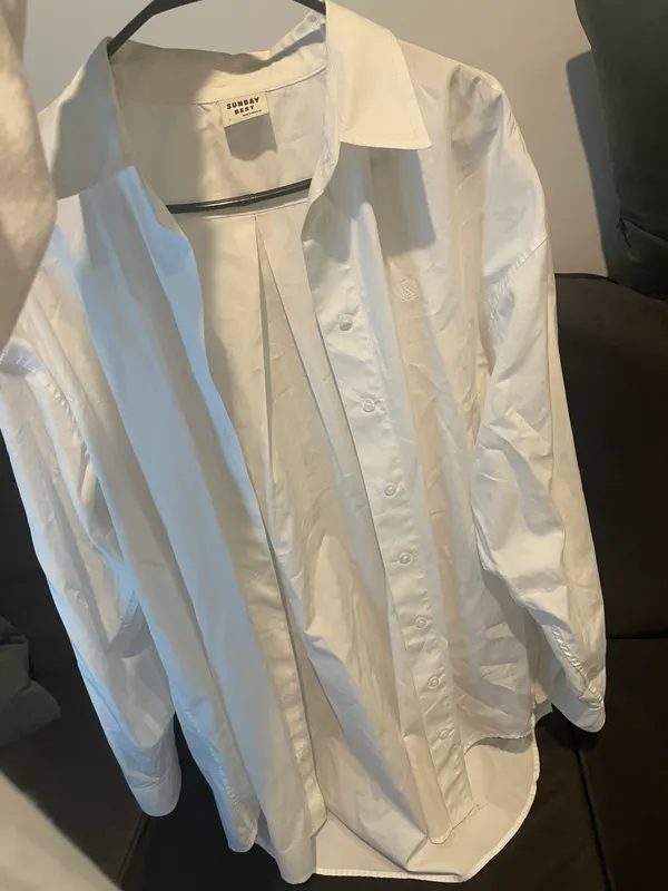 Aritzia Sunday Best Button Up - Image 4