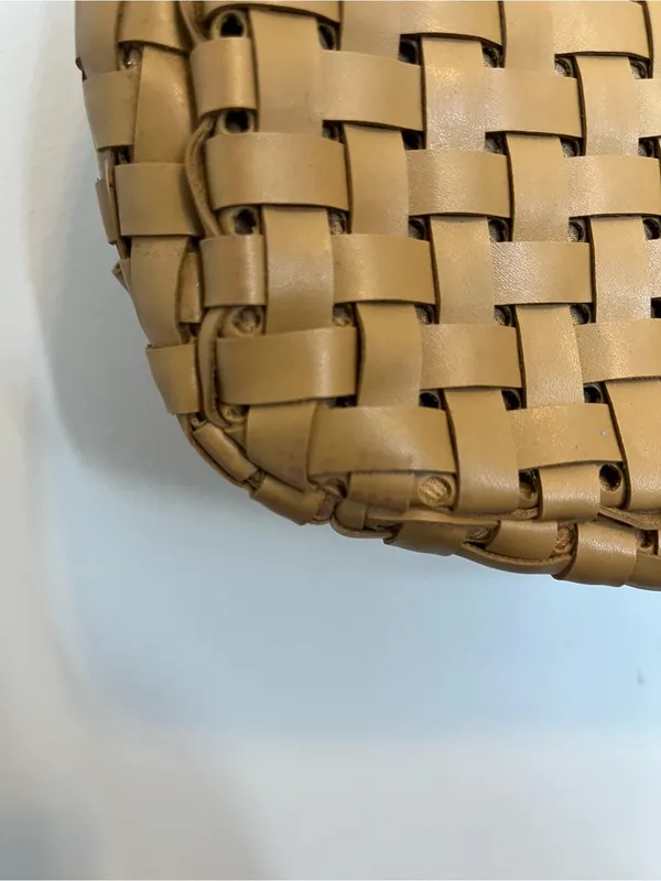 Nine West Braided Woven Shoulder Bag Tan USED purse light brown zipper - Image 2