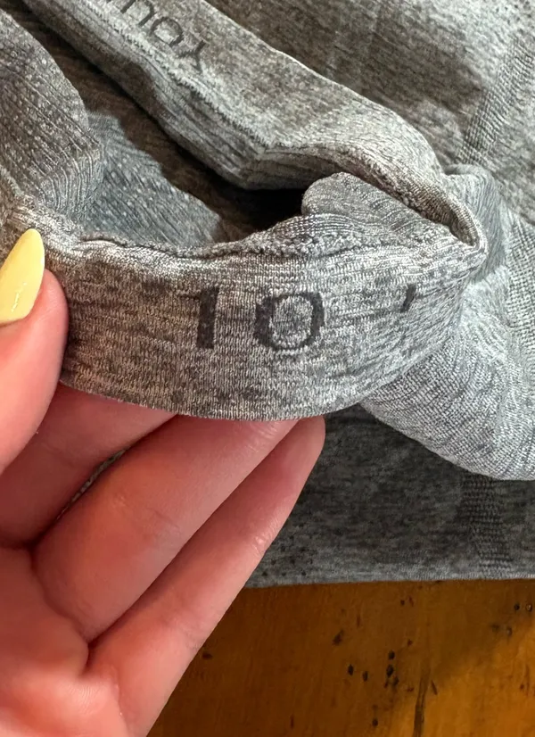 Lululemon Swiftly Tech Short Sleeve - Image 3