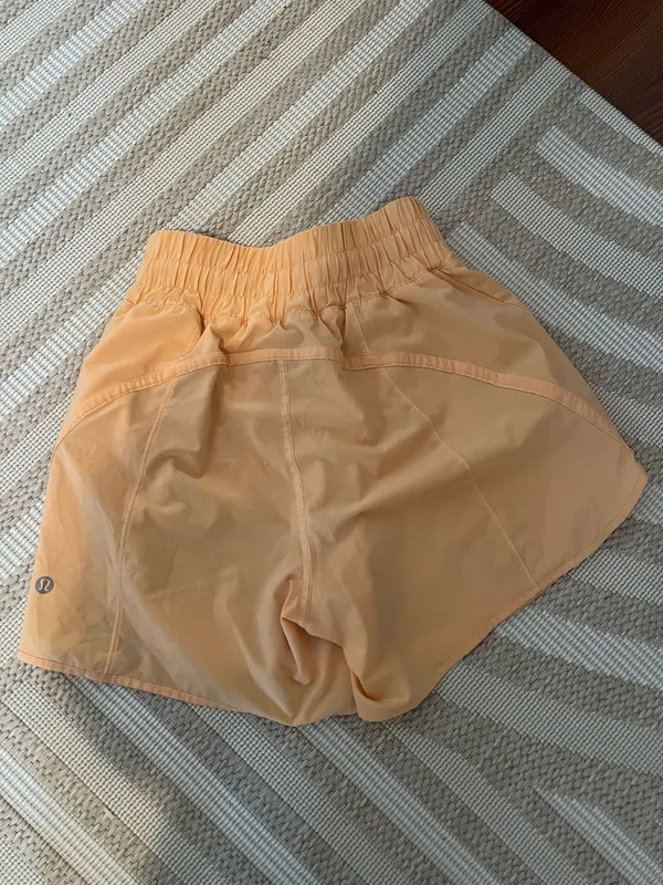 Lululemon Hotty Hot Shorts High-Rise 4" Orange - Image 2
