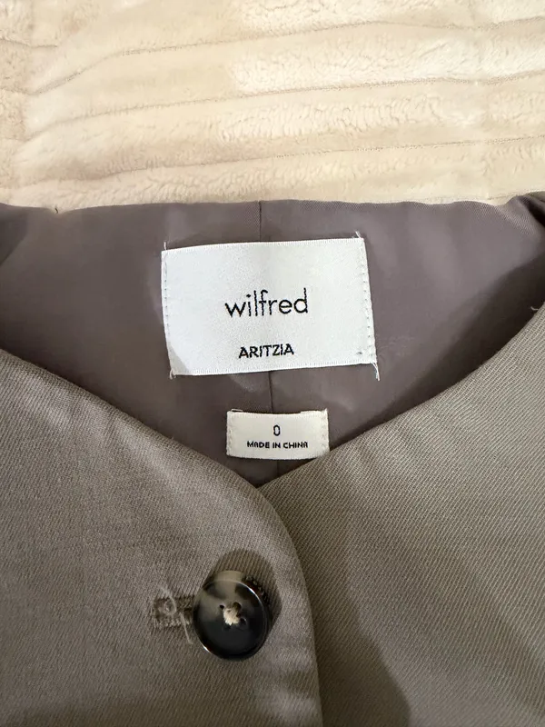 Aritzia Wilfred Vest - Image 2