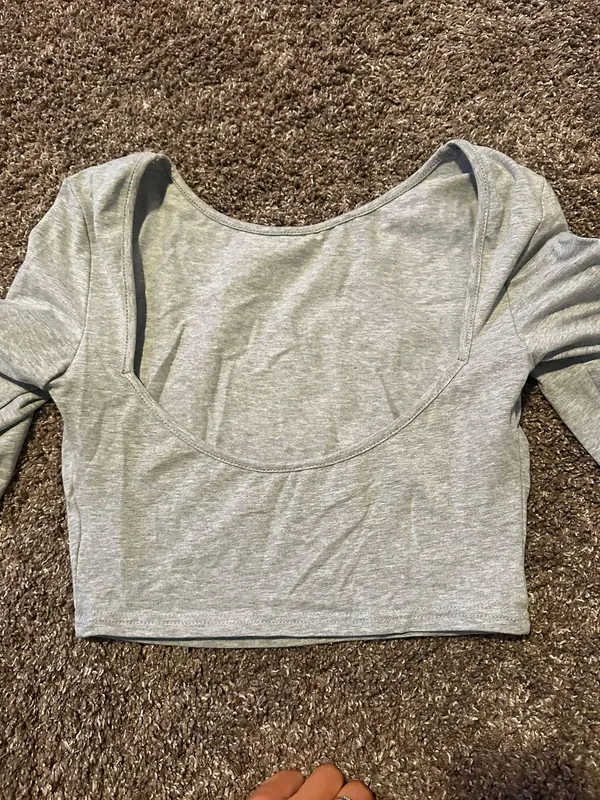 SheIn Open Back Top - Image 3