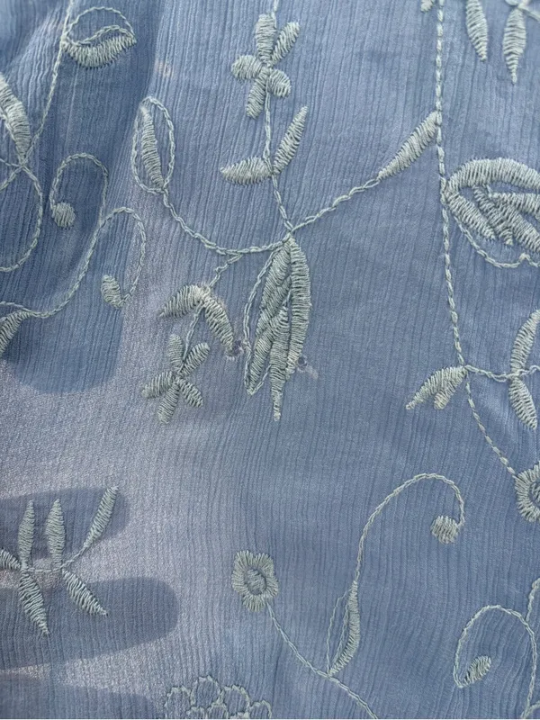 SUNDANCE Blue Embroidered Silk Short Sleeve Sheer Overlay Blouse Top Sz large - Image 6