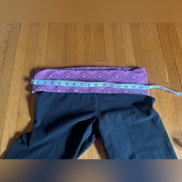 2011 Victoria’s Secret Pink Tribal Pattern Pink Fold-Over Yoga Pants, Size M - Image 8