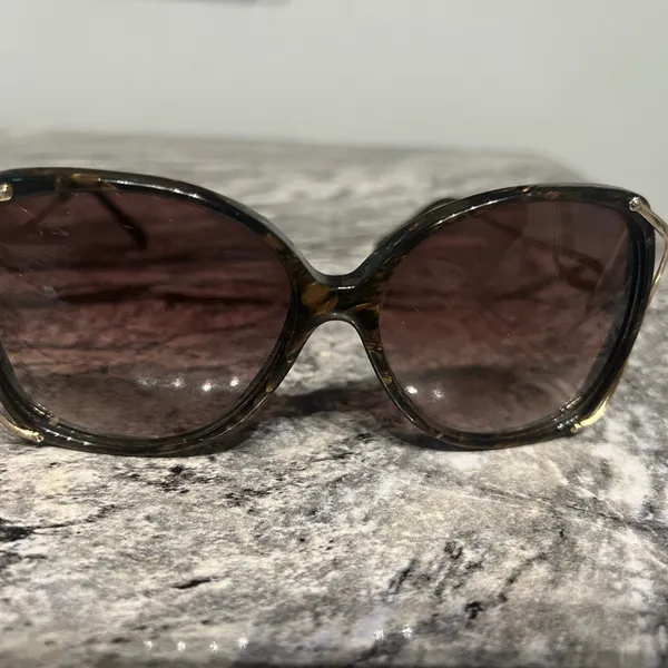 Vintage Stylish Brown Sunglasses - Image 4