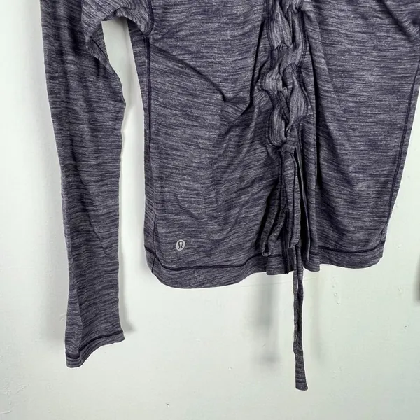Lululemon Laced With Intent Long Sleeve Heathered Black Grape Size 2 EUC L2152 - Image 11