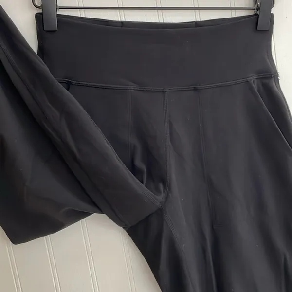 LULULEMON Align Jogger *28" in Black Size 4 - Image 14