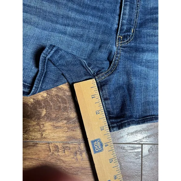 American Eagle Women's Blue Denim Stretch Shorts size 14 - Image 5