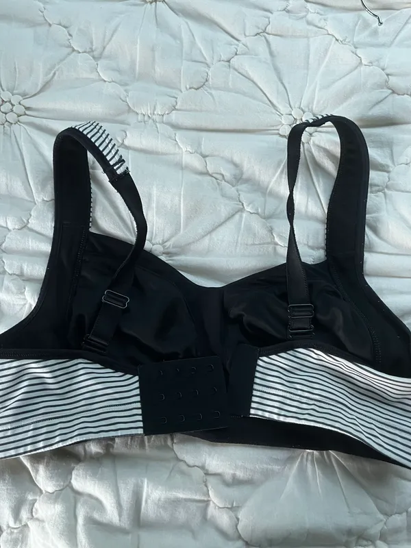 Lululemon Sports Bra - Image 5