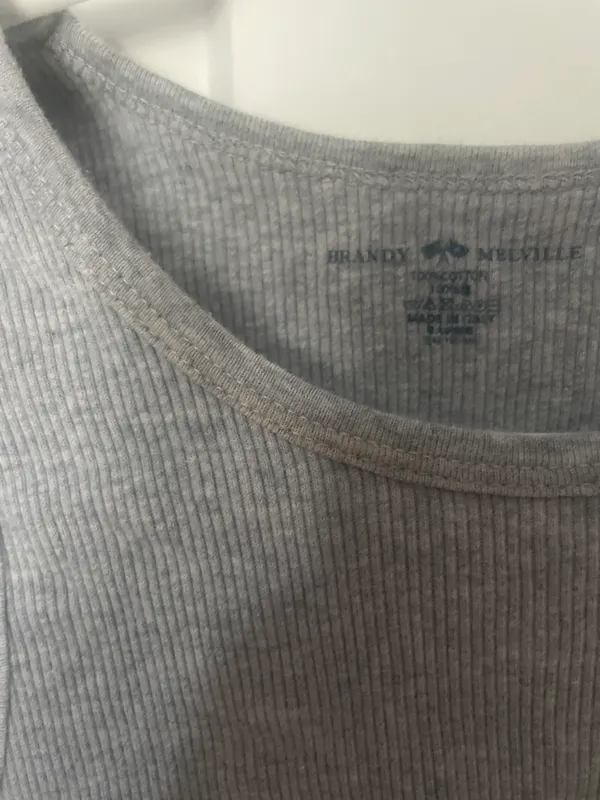 Brandy Melville Natasha Tank - Image 5