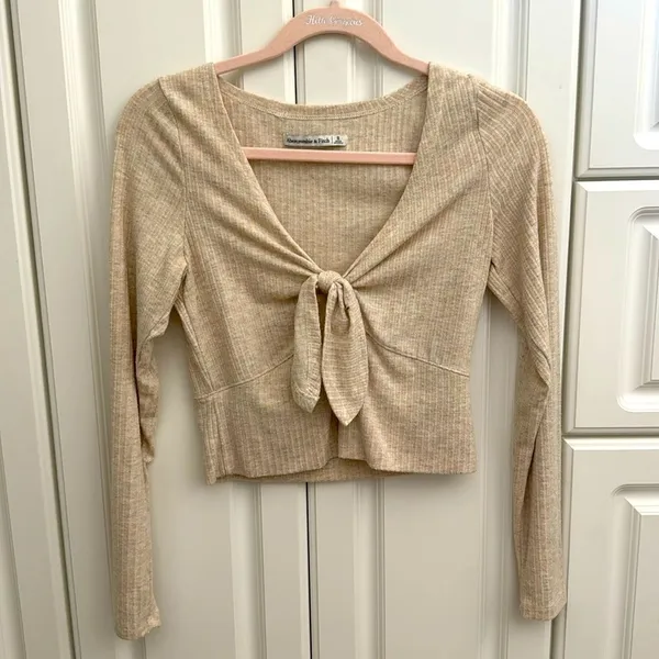 Abercrombie & Fitch Ribbed Tie Front Crop Top Size S Oatmeal Long Sleeve Knit - Image 4