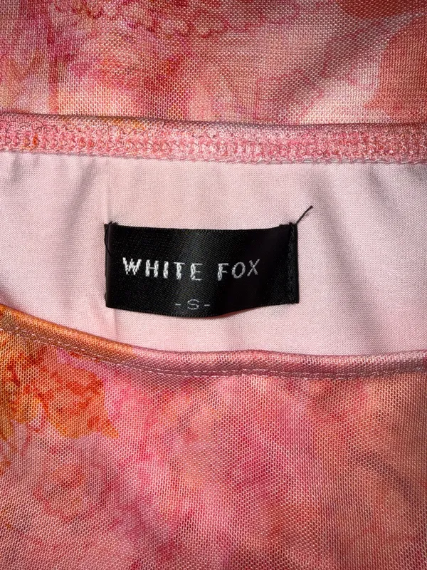 White Fox Boutique Orange/Pink Skirt - Image 3
