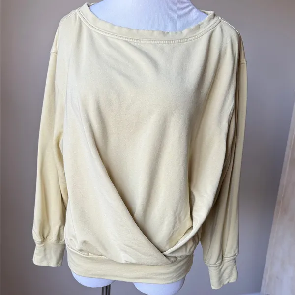Lululemon Pleated Modal Fleece Pulover Dew Green - Image 2