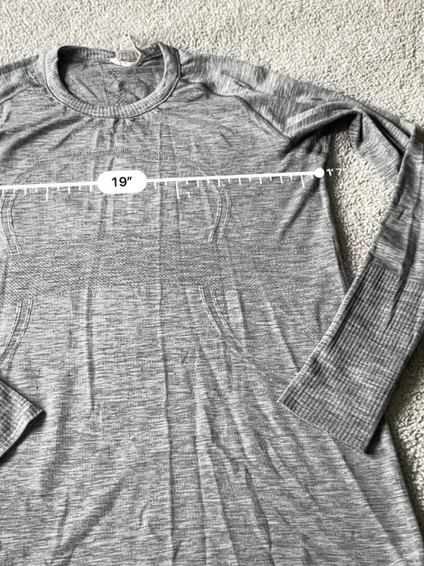 Lululemon athletica Swiftly Heathered Gray Long-sleeves Size 12 - Image 5