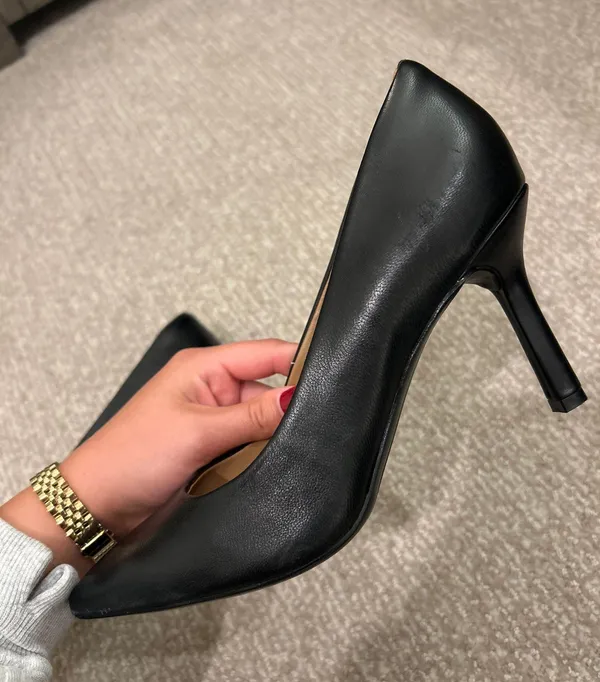 Nordstrom Rack Pointed Leather Black Heels - Image 3