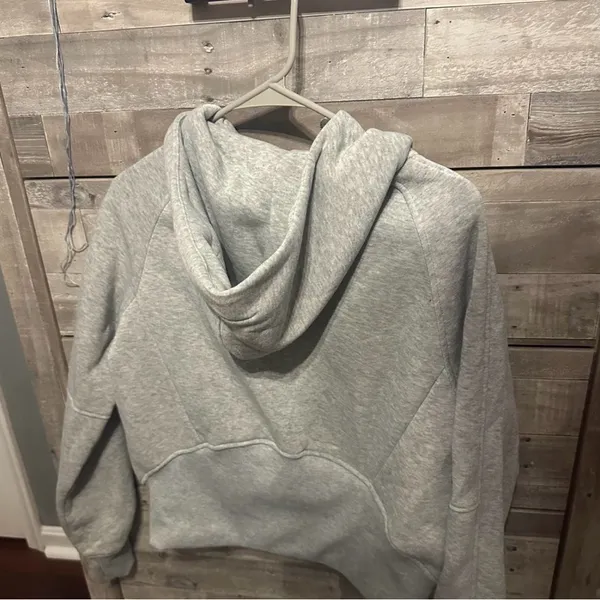 Amazon grey cropped zip up - Image 2