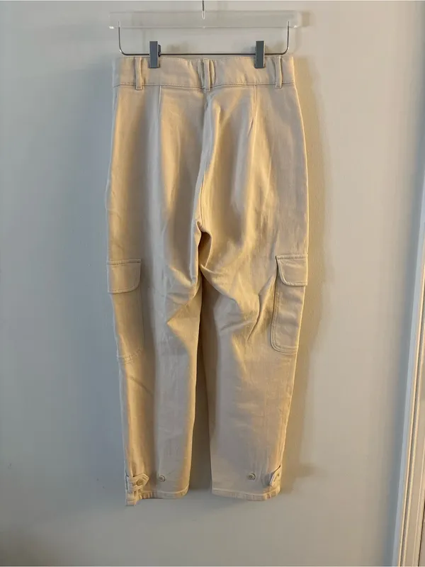 Aritzia Modern Cargo Pants Size 8 - Image 4