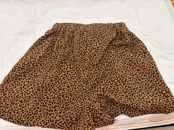 Leopard print shorts Brown - Image 2