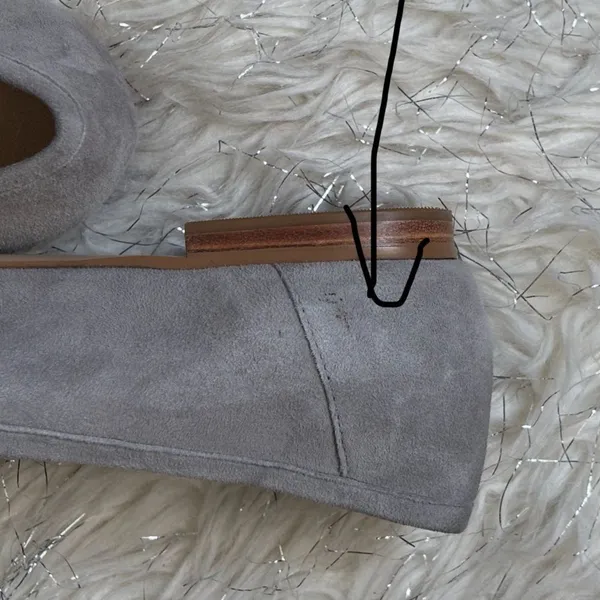 Talbots Gray Women’s Ryan Scaloop Flats Suede Loafers with Stud Detail Size 9M - Image 9