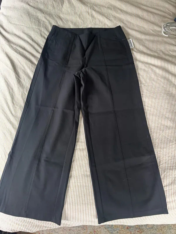 Old Navy Straight Leg Work Pants Black - Image 4