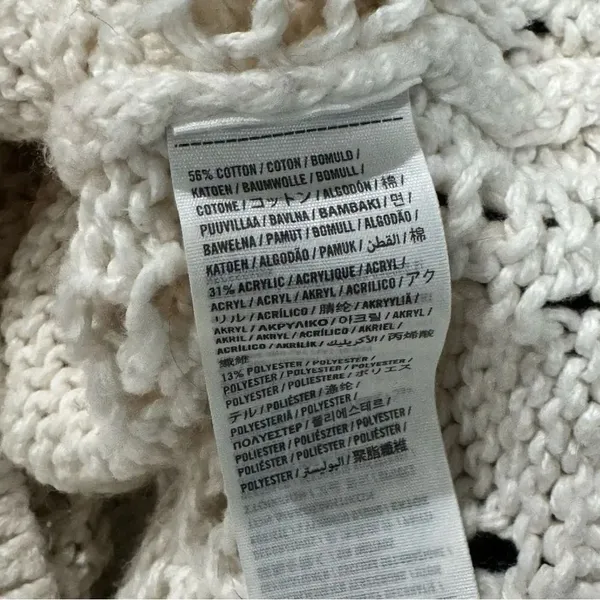 Abercrombie and Fitch Cream Knit Sweater Women’s Small - Image 2