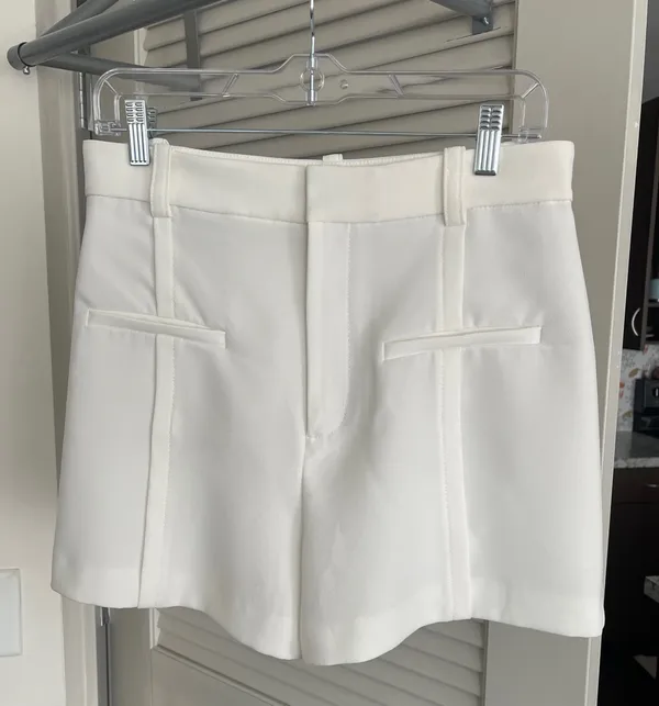 ZARA Shorts White High-Rise - Image 2