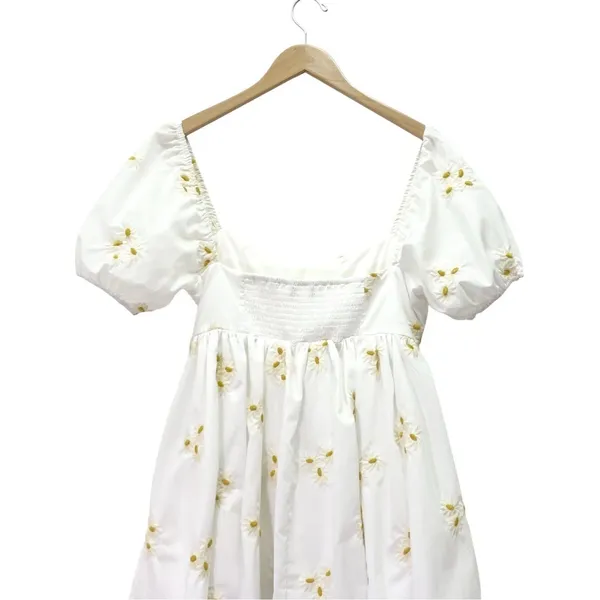 Altar’d State Daisy Embroidered Babydoll Mini Dress White Puff Sleeve Sz Medium - Image 5