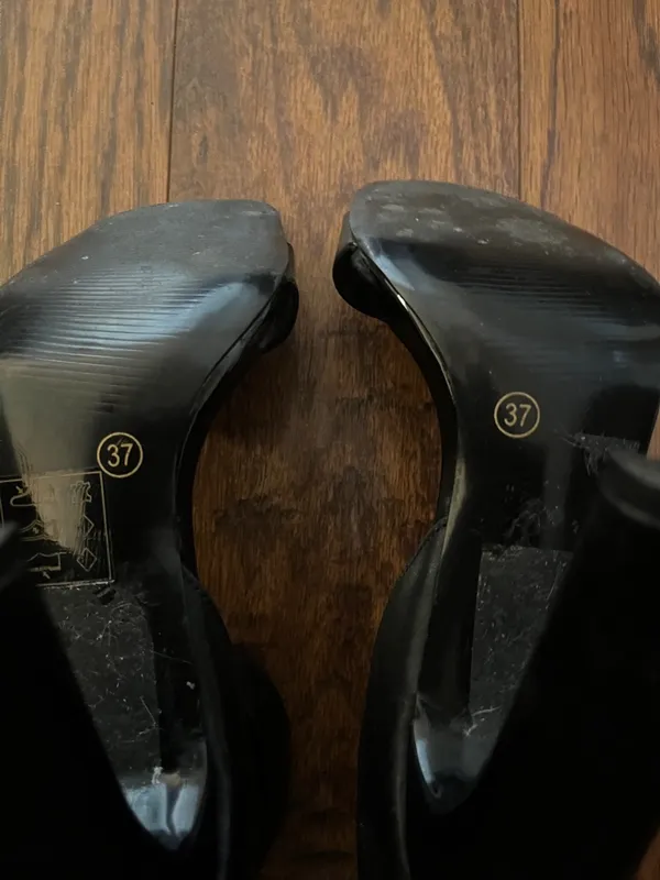 Topshop Black High-Heel Ankle-Strap Sandals with Metallic Toe Accent - Image 5