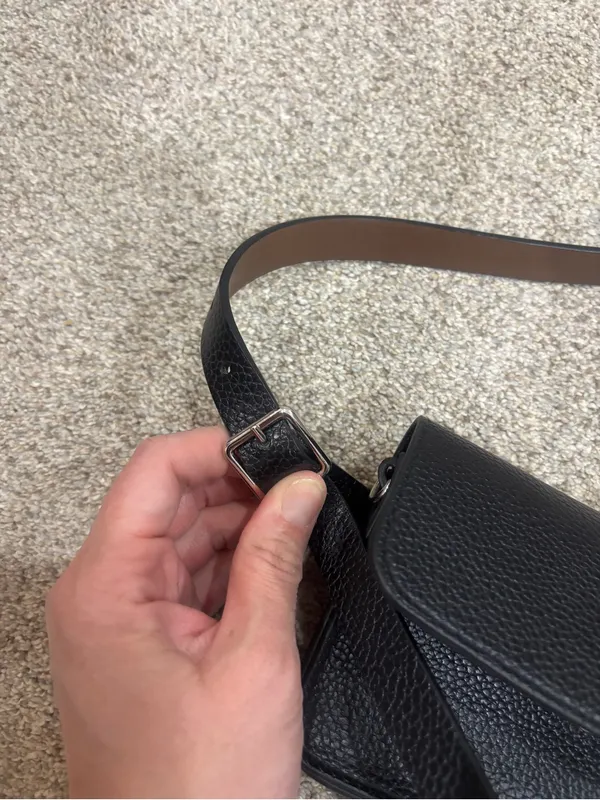 DKNY BELT BAG FANNY PACK Black Pebbled Leather 7x4 sz - Image 5