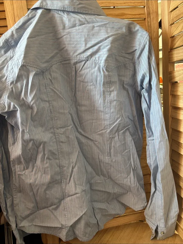 GAP Ladies Blue and White Striped Snap Front Shirt Medium - Image 3