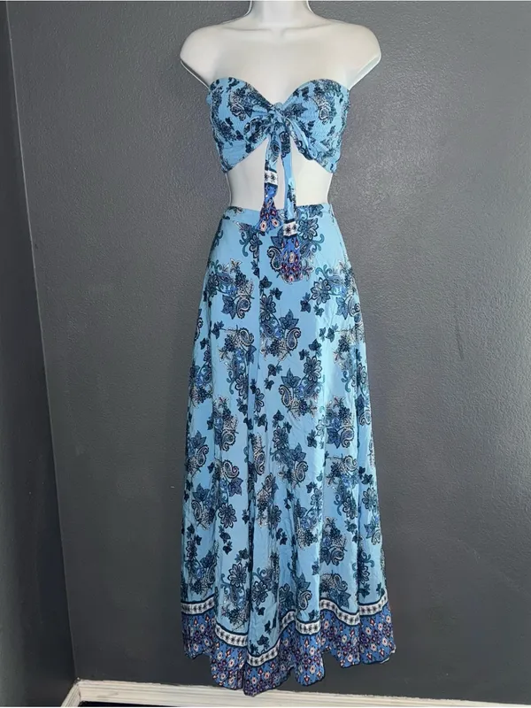 Lulus Women’s Strapless Matching Set Tube Top Bell Pants Blue Jumpsuit Medium - Image 6