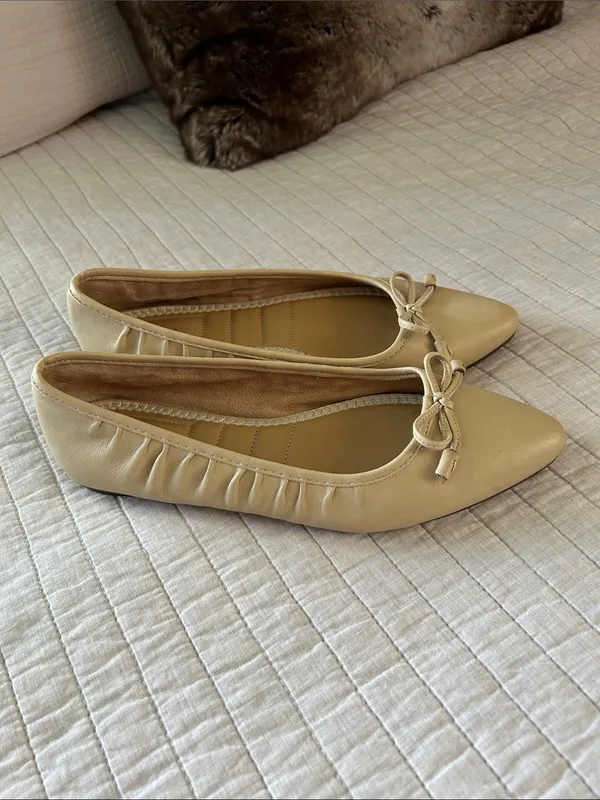 Kelly & Katie nude light tan leather pointed toe bow ballet flats 8 - Image 9
