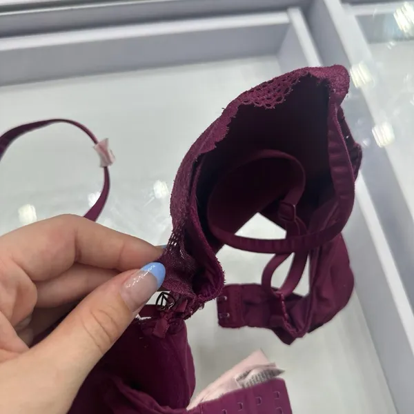 Victoria Secret’s - Image 9