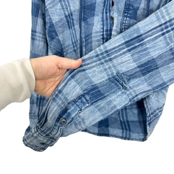 American Eagle‎ Outfitters Womens Plaid Cropped Hoodie Shirt XXS Blue Distressed - Image 4