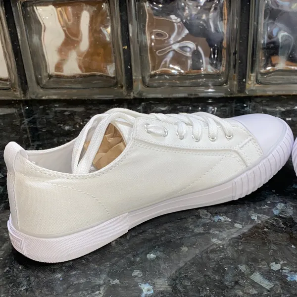 Levi's Anikin Classic White Canvas Cap Toe Sneakers Size 8 - Image 7