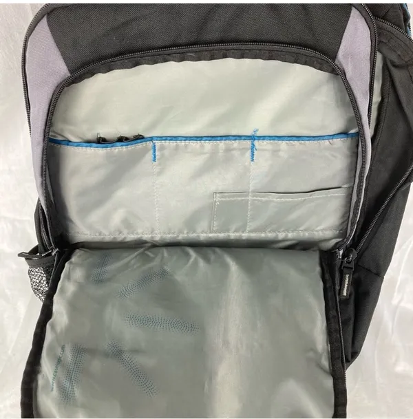 Case Logic 17" Laptop Backpack in Black, Unisex Black - Image 7