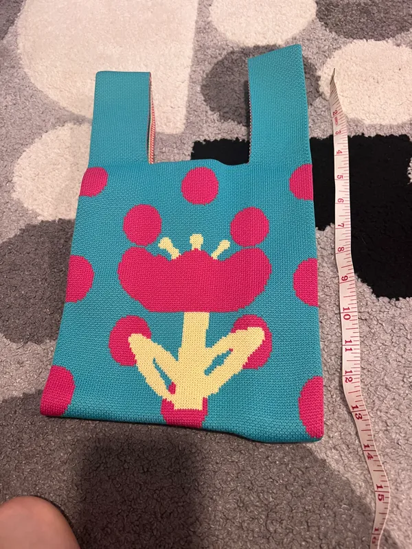 Mini tote style knit bag - Image 4