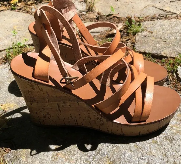 Mossimo tan cork wedges Size 8 - Image 2