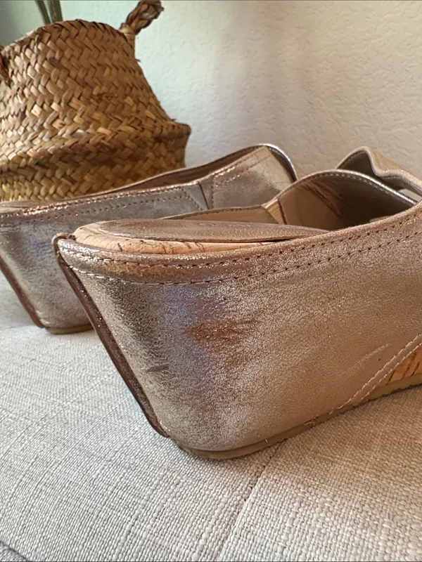 Donald J. Pliner Metallic Rose Gold Cork Wedge Slide Sandals 8.5 - Image 6