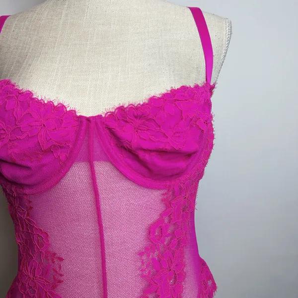 NWT Skims Femme Lace Balconette Bodysuit - Image 3