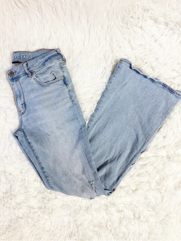 American Eagle Next Level Stretch Low Rise Flare Jeans Size 6 Regular - Image 5