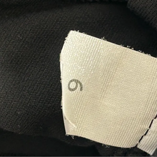 Lululemon crop top long sleeve cut out Sz 6 - Image 6